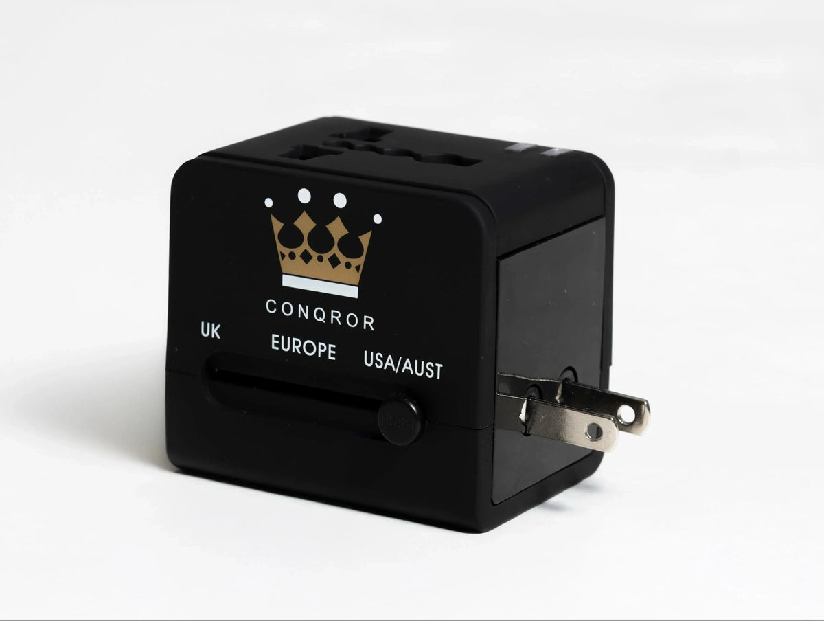 Travel adapter with USA plug in position, designed for international use - Chargimundo